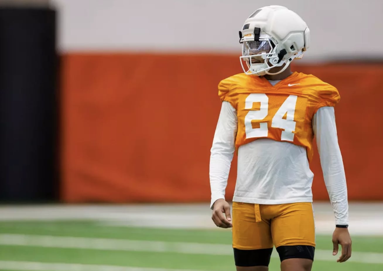 Tennessee Volunteers Safety Dylan Lewis Out for 2026 Season Following Foot Injury