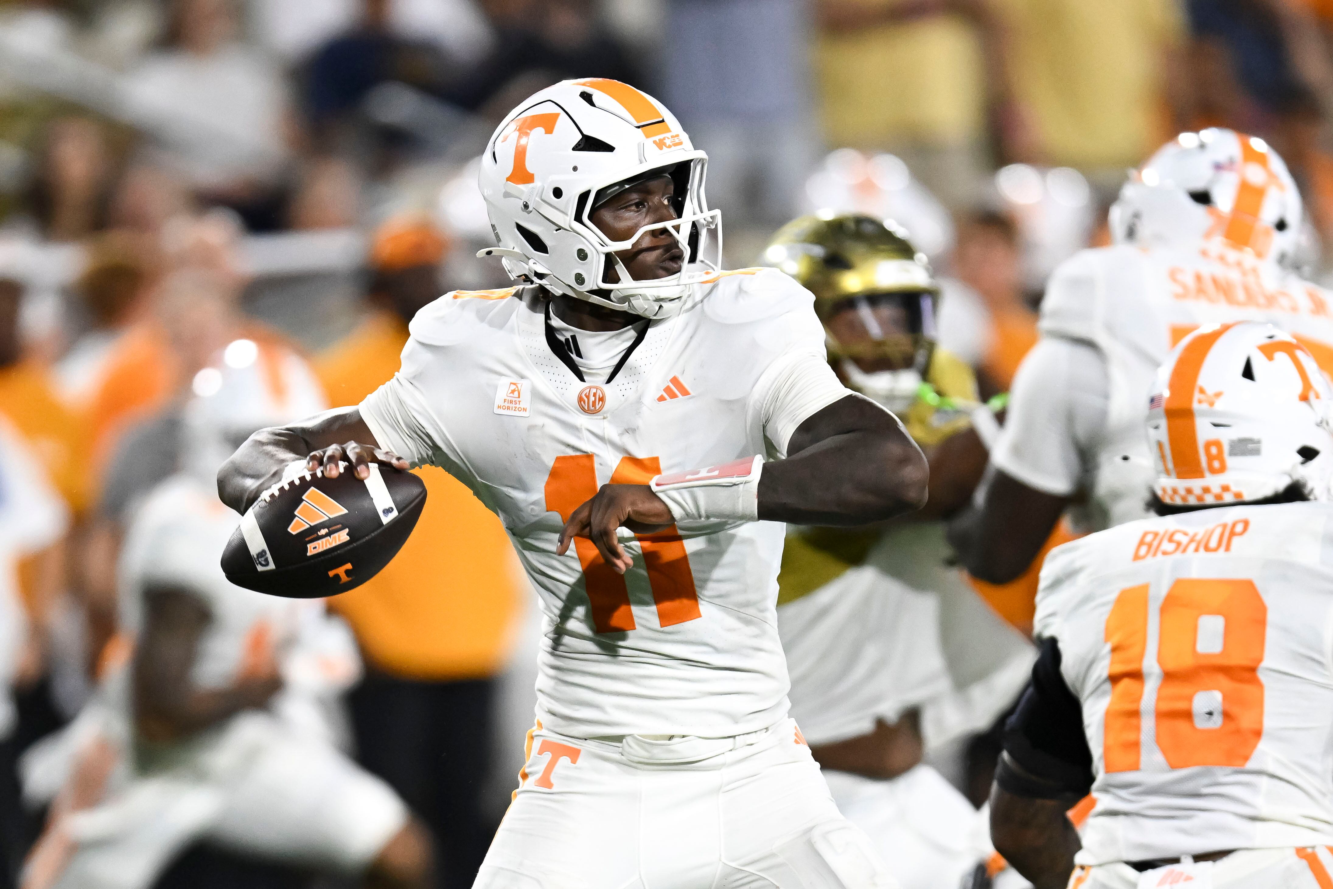 Tennessee Volunteers Set to Host Kennesaw State Owls Amidst Perfect Season Start
