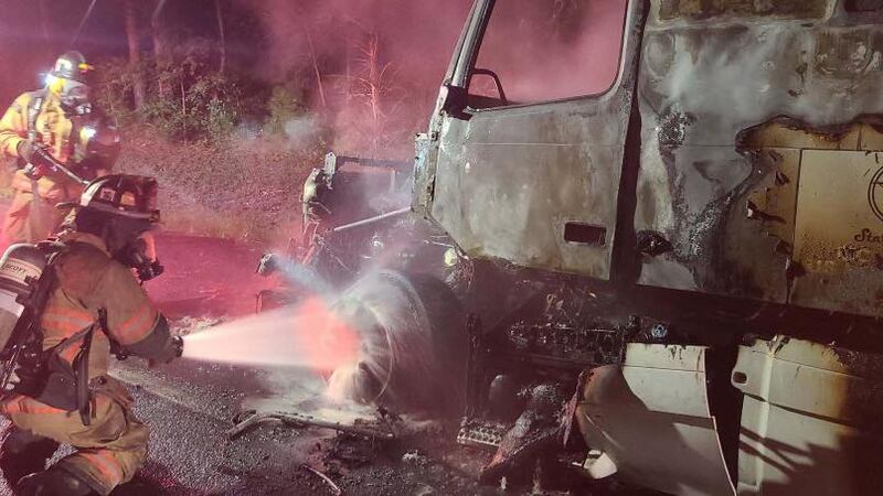 Tractor trailer fire shuts down interstate in Putnam County