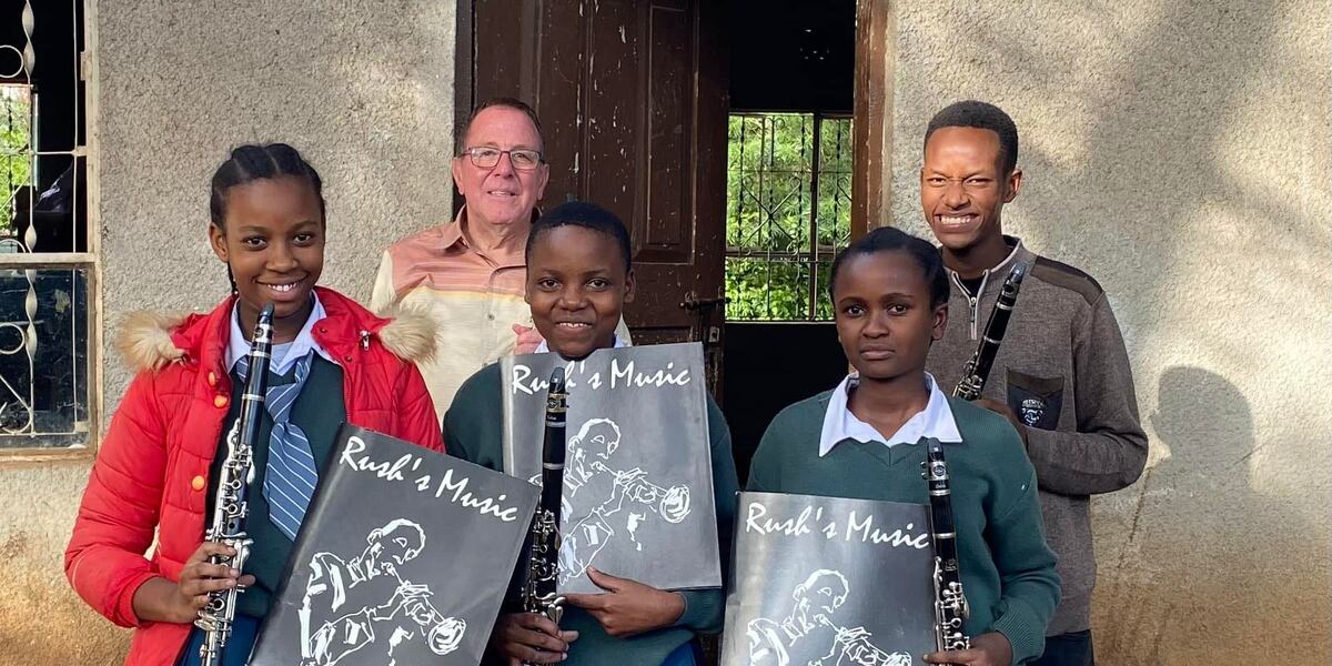 Sarah Ringer Knoxville Symphony Orchestra clarinetist visits Tanzania to share more ...