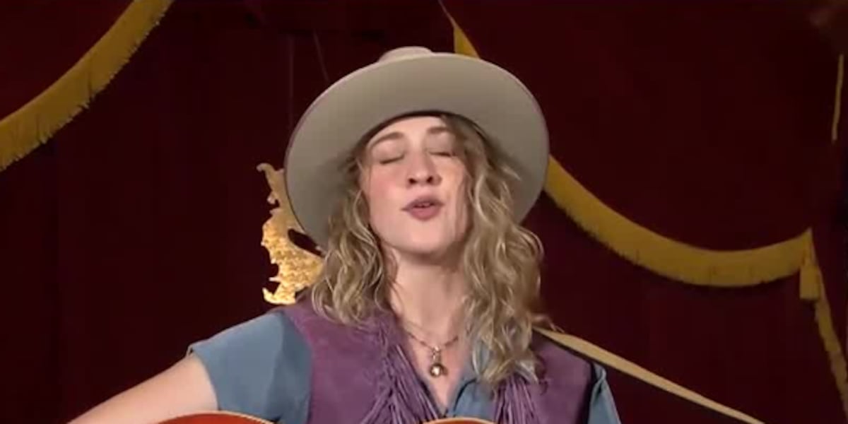 Sarah Ringer Knoxville musician overcomes hearing loss to release new music