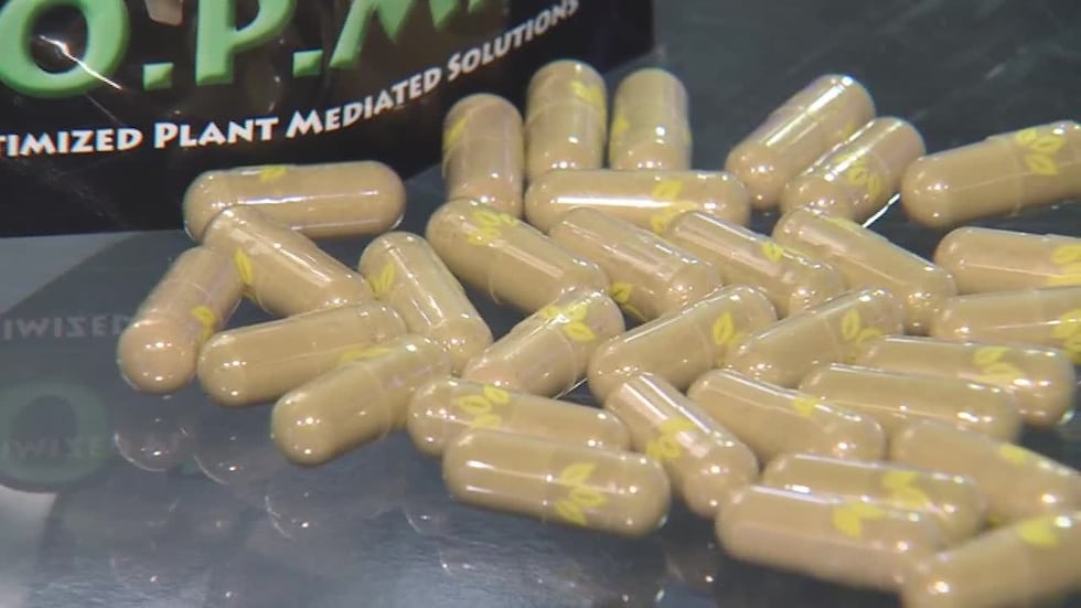 What is Kratom, the substance a Knoxville officer is accused of shoplifting in uniform?