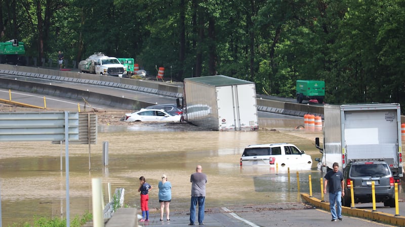 ‘Possible rockslide’ shuts down I-40 in Cocke County near state line, TDOT says