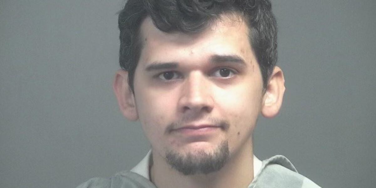Maryville police arrest man attempting to rob bank, city officials say