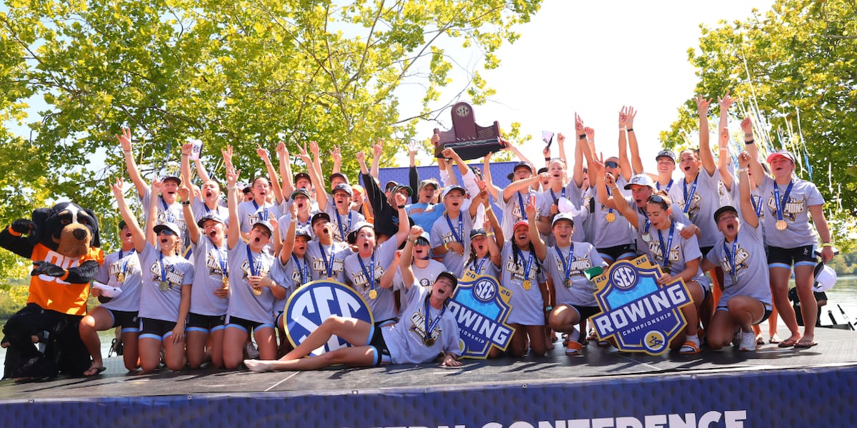 Tennessee rowing topples top-ranked Texas to capture SEC title