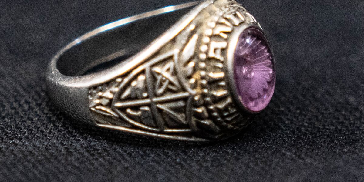Blount County Sheriff’s Office looking for owner of missing class ring