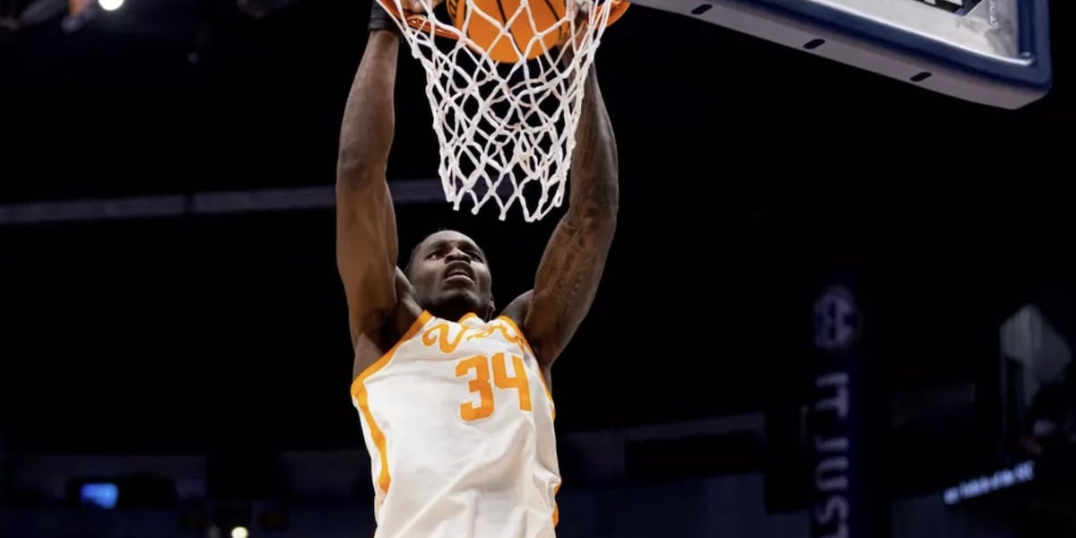 Tennessee to face Illinois in downtown Nashville in December