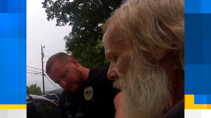 Officers arrest wanted man after assault and kidnapping incident, Oliver Springs PD says