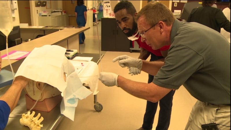 Medical Simulation allows for students to make mistakes and ask questions. / Source: WVLT