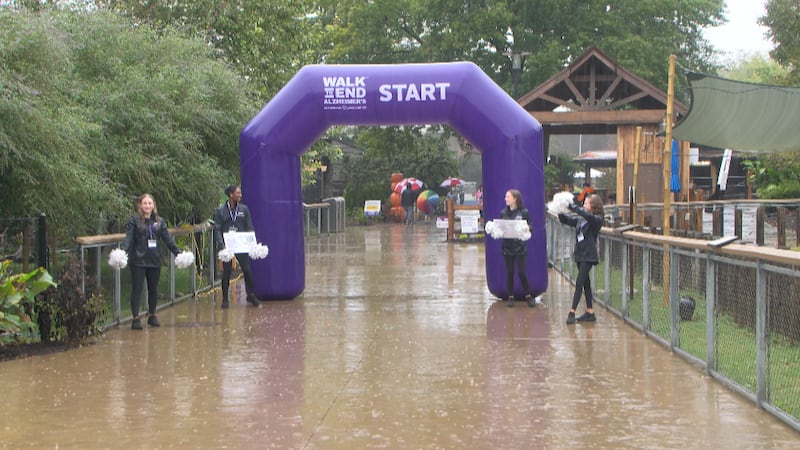 Rain doesn’t stop Walk to End Alzheimer’s