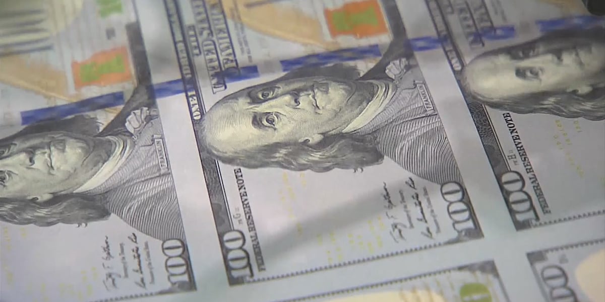 Federal Reserve keeps interest rates unchanged ahead of midterms despite elevated inflation